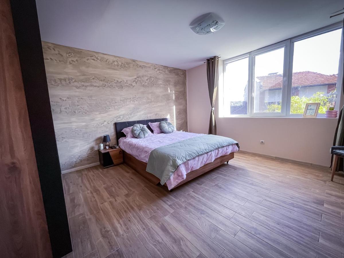 Cozy Apartment Tarnovo เวลีคอเทอร์โนโว ภายนอก รูปภาพ