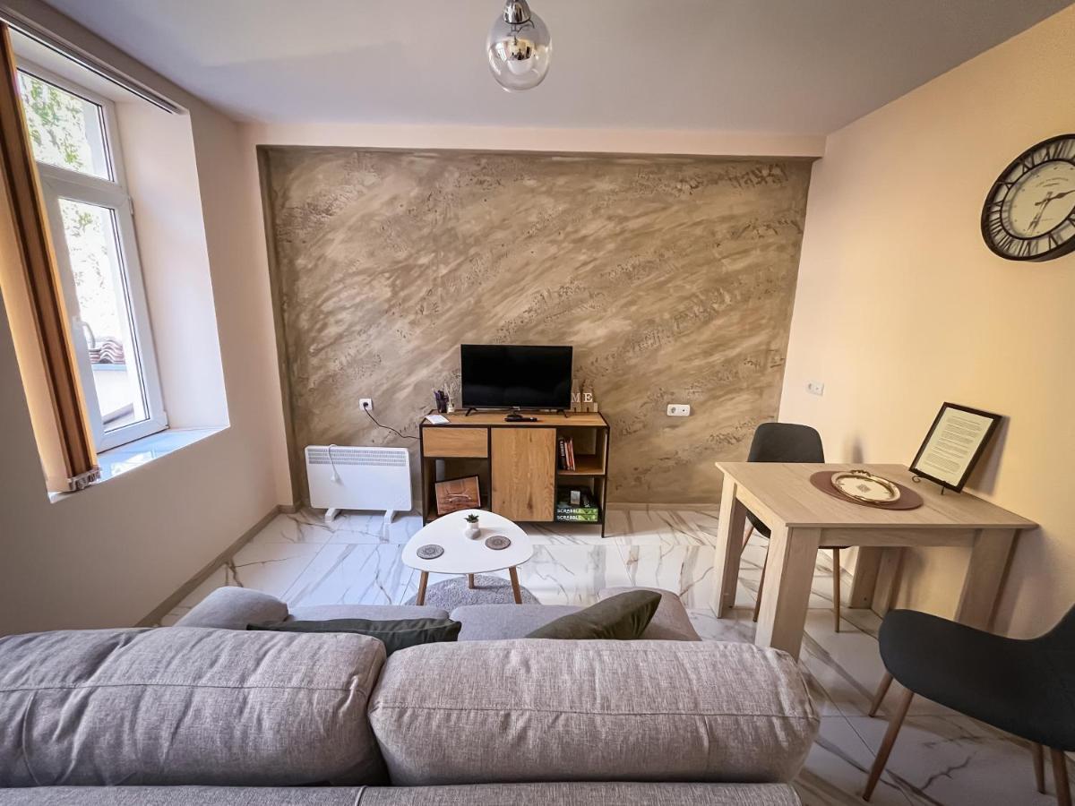 Cozy Apartment Tarnovo เวลีคอเทอร์โนโว ภายนอก รูปภาพ